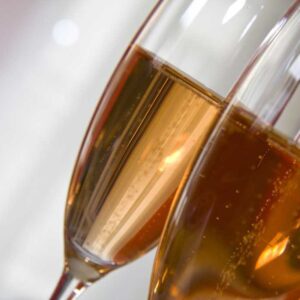 Cocktails avec alcool (Le cupidon : coco fraise et bulles)